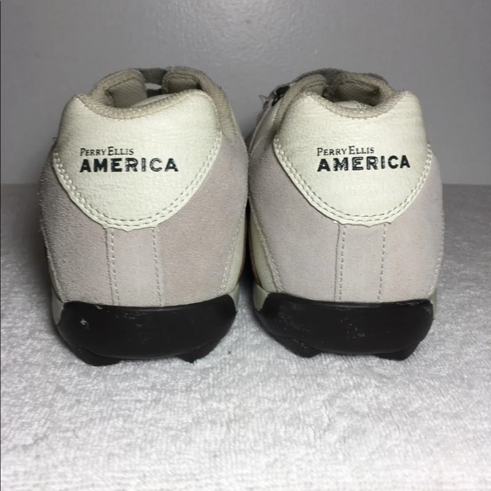 Perry Ellis America - Picture 5 of 6